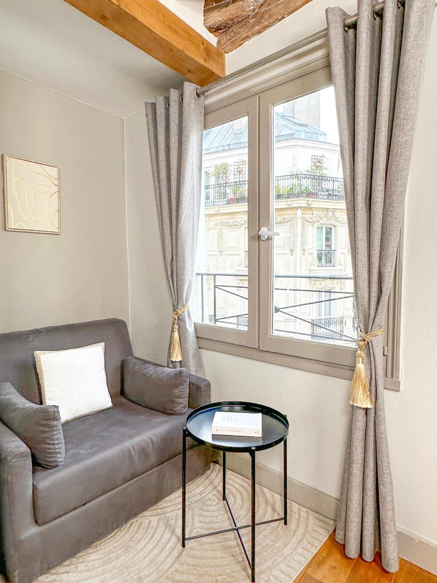 St Michel Apartment Paris Exterior photo