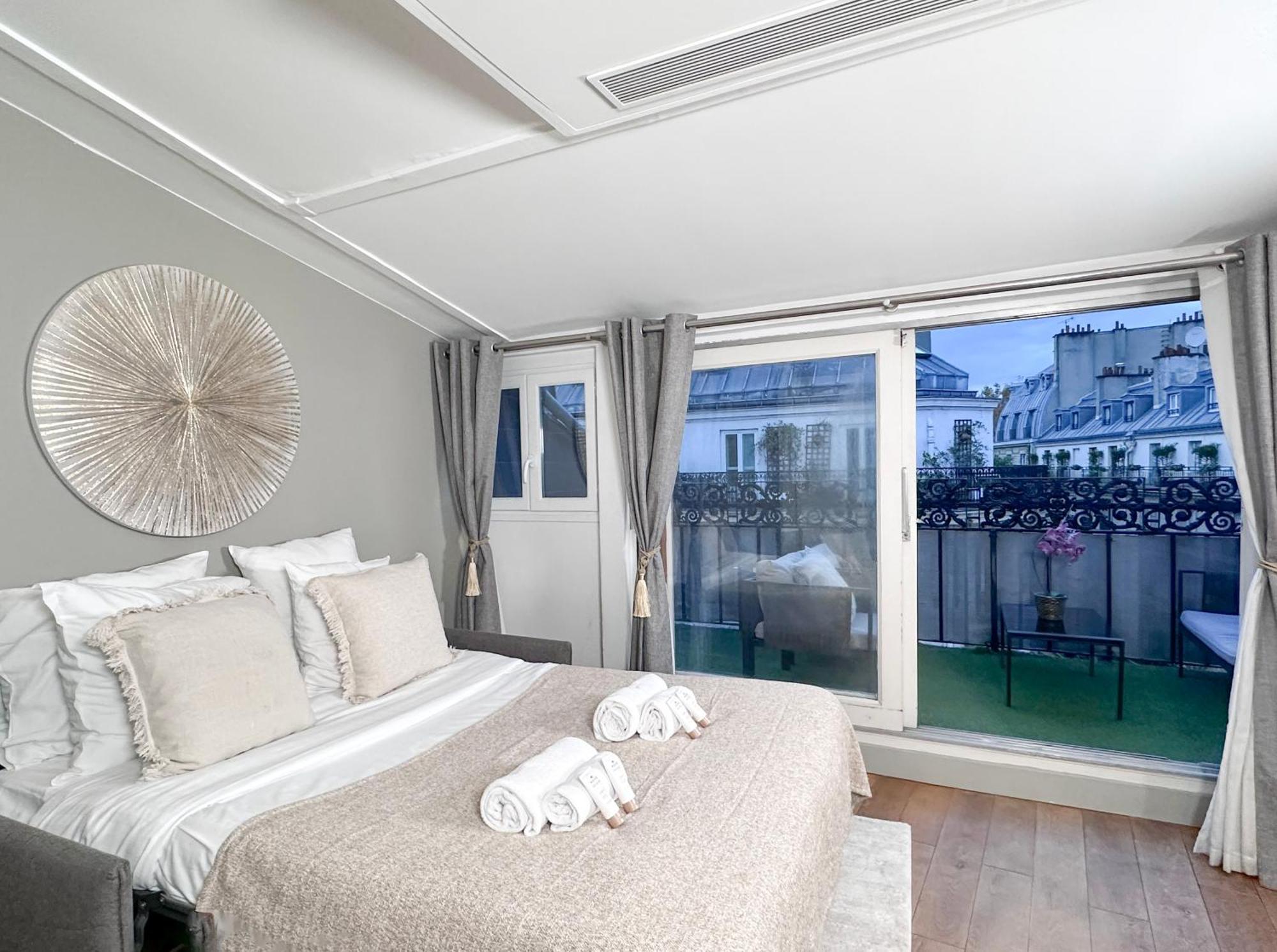 St Michel Apartment Paris Exterior photo